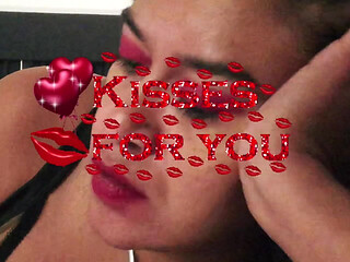 Xhamsterlive: Kisses for You From Barbiie