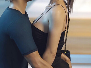 A Wife and Stepmother Real Fucking Caught by the Security Guard, What Happens Next at the Museum