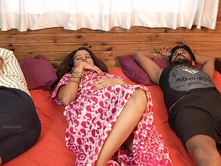 Hot Indian Desi New Couple Hard Sex in the Room