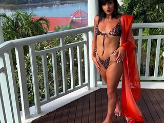 Aaliyah Yasin wants to go on holiday with you