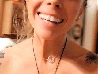 Brunette Solo Webcam Masturbation