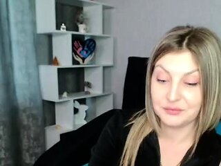 Hottest brunette solo webcam masturbation 2