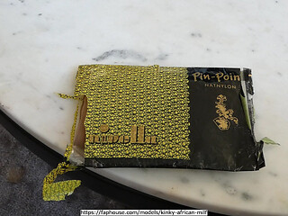 Vintage Nylon 004 - Nivella, Pin-point