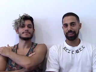 Aussie Amateurs Luca And Rhys Bareback After Deepthroat