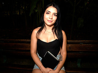 How to Pick up Girls at Night