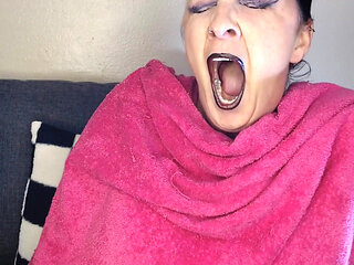 Big Wide Open Yawning