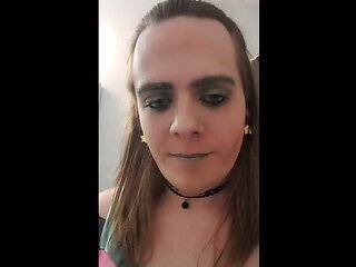 Crossdresser Twink's Full Introduction