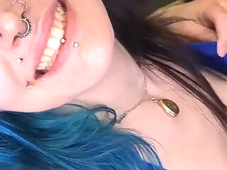 Hi Meow!!! Working My Booty off Tonight- Wyd???