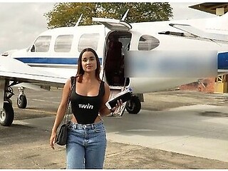 Colombian Model Fucks Her Assistant On A Private Jet While The Pilot Sees!