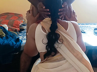 Cheating mallu aunty hot romance fucking hot viral video