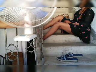 Electrician Fucks Owner's 18 Year Old Indian Stepdaughter Doggy Style - Nazima Khan