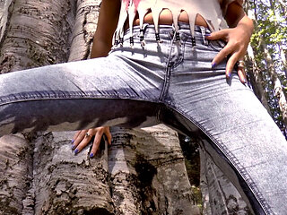 Sexy blonde with big ass banged outdoor