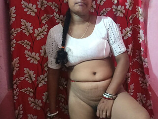 Hot Indian tutor gives steamy blowjob to student in homemade video