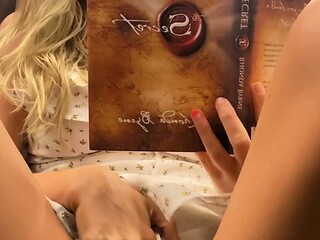 Amateur Blonde Teen Plays Solo with Toy Webcam Porn