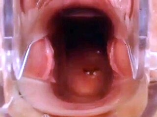 Webcam Pussy Play with Speculum