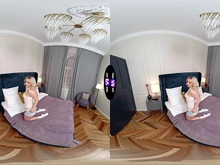 Molly Cutes Voyeur Toy Show in Close-Up POV