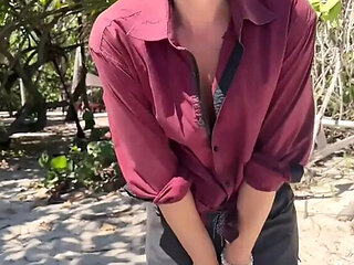 Amateur French MILF Alphalouna Vlog Episode 7 - Big Ass Blonde Homemade POV HD