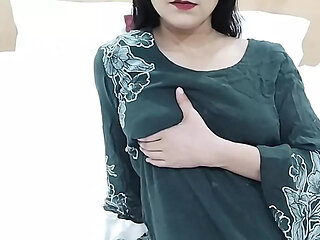 Cute step daughter ko ghar me band kar ke jabar dasti pela