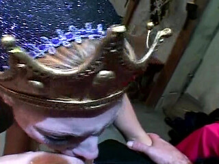 Busty Slut Get All Her Holes Fucked on Alien Spaceship