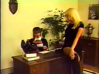 Blonde lesbo's big boob 69 office sex