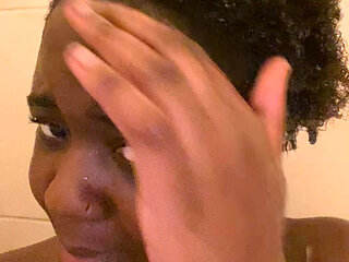 Instagram live her in shower NUDE