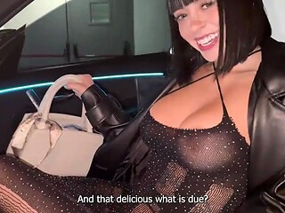 Young Colombian woman has sex in a car on public roads - Luna Vitaler and Duvan Saray