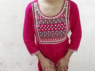 Abbu jaan ne jabar dasti pel diya muze