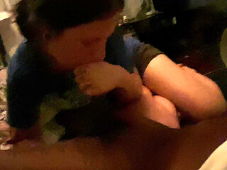 Bigdaddykj: Giving My Girlfriend a Facial