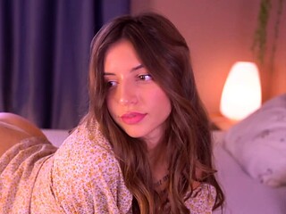 Hot Webcam Babe Loves Dildo Anal Masturbation
