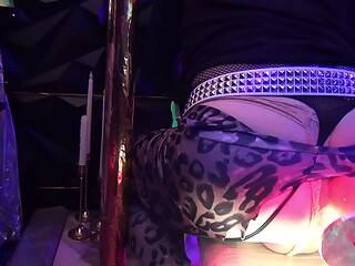Pounding Ass Service For Massive Balls By Toy Pleasure XXX