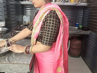 Hot Desi Beauty Full Bhabhi Enjoying Sex in Kitchen.