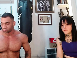 Submissive slut gets face-fucked by muscle-bodied Hades