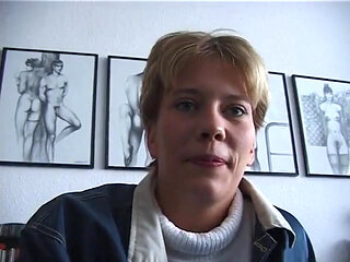 Blonde skank fingering