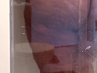 Cleaning This Fat Booty