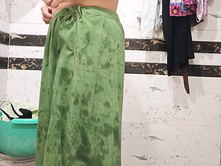 Priya Bhabi Big Pusssy Hair Show