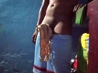 Aunty bra handjob