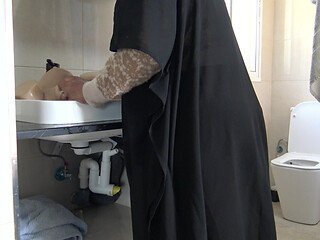 Lesbian arab milf in hijabi washing her girlfriends tight pussy