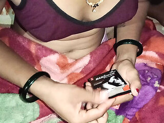 Boyfriend's land is to wear a condom and kiss it.