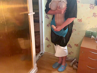 Carrying and masturbating the tranny till cums