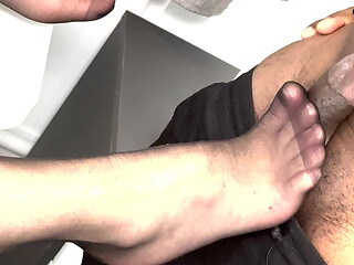 Black Mo Gets Some White Pussy In Pantyhose