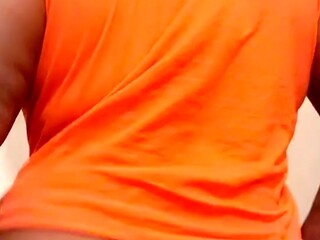 Curvy girl twerks her big booty naked