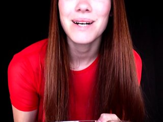 Cute amateur brunette naughty in solo jerking show on camera