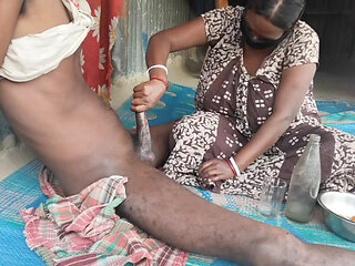 Desi bhabhi ki gand chudai ki daru pilakar