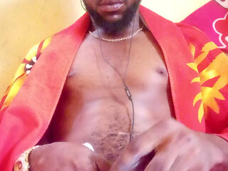 Homealone watching porn and touching myself to cum hard