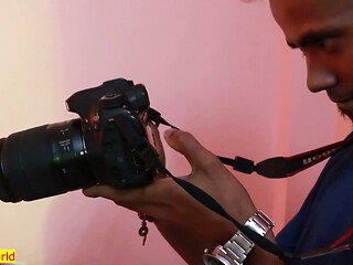 Indian 18yrs Photographer Gift First Sex to Famous Model! Hindi Sex