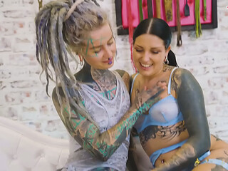 Tattooed alt LESBIANS ASS and PUSSY FISTING - wide gape, female orgasm