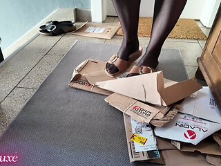 Nylon Cardboard Crush