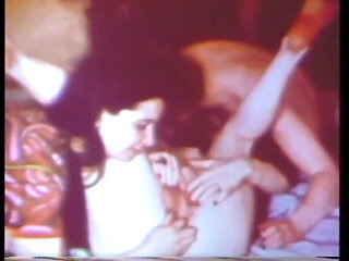 Hairy Mature Lesbian MILF Fucks with Dildo and Eating Pussy - Hot Retro Vintage HD