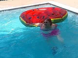 Short Video of BBW Nurse Vicki Floating on Her Huge Watermelon