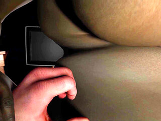 Calling Horny Samantha Over for a Booty Call